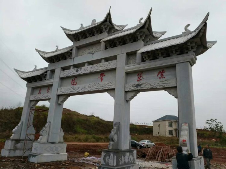 һ��ʯ�Ʒ���һ�ˮ�(d��ng)ة������ܻʶ�